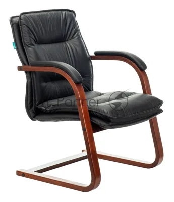 Кресло офисное Бюрократ T-9927WALNUT-AV черный, кожа, полозья дерево