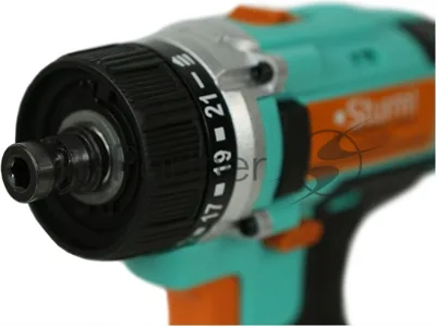 Дрель-шуруповерт Sturm CD3618T, 18 В, 2 Ач, 30 Нм, щеточный