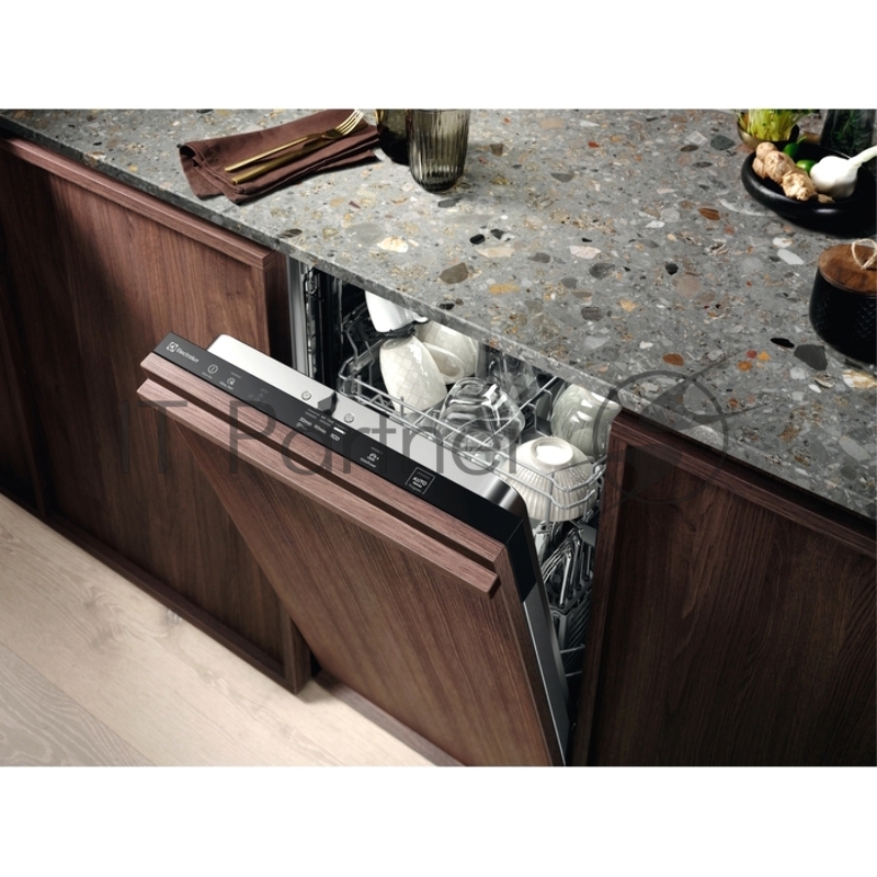 Встраиваемая посудомоечная машина Electrolux EEA22100L, черный, 44.6 см, 9 компл., 47 дБ, класс A+++