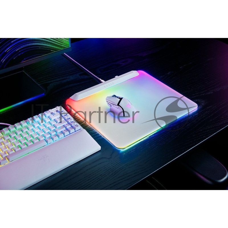 Игровой коврик для мыши Razer Firefly V2 Pro белый Hard Surface Mouse Mat