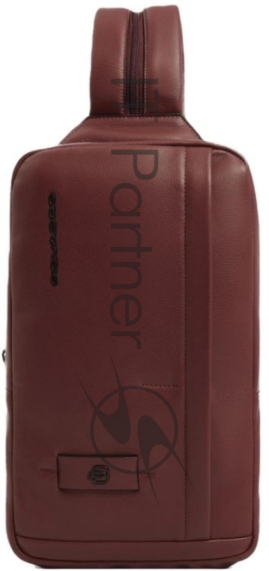 Рюкзак слинг Piquadro Russel CA6764W137/CU красное дерево кожа