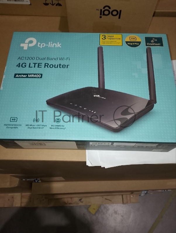 (Поврежденная упаковка) Маршрутизатор TP-Link AC1200 (Archer MR400)