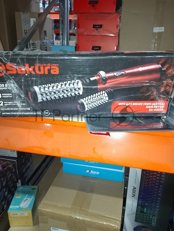 (Поврежденная упаковка) Фен + расческа SAKURA SA-4205R 1200Вт автовращение щетки, керам.покрытие, 3 темп.режима, 2 насадки