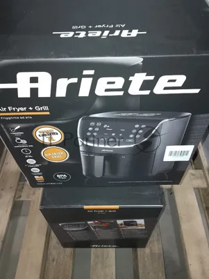 (Поврежденная упаковка) Аэрофритюрница Ariete 00C462700AR0 7л