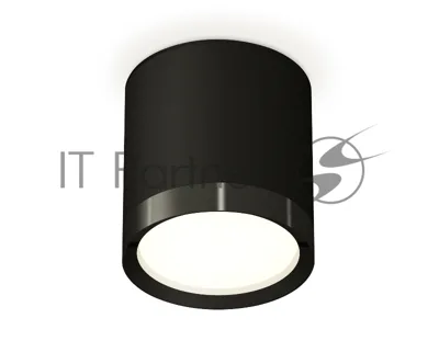 Светильник Ambrella Light XS8142002 SBK/PBK черный песок/черный полированный GX53 (C8142, N8113)