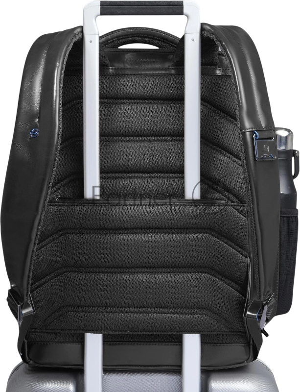 Рюкзак мужской Piquadro Blue Square CA6817B2/N черный натур.кожа