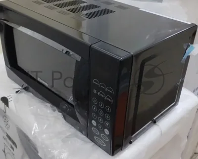 (Поврежденный товар, битая) Микроволновая печь Starwind SMW4420 черный, 20 л, 700 Вт, переключатели - кнопки