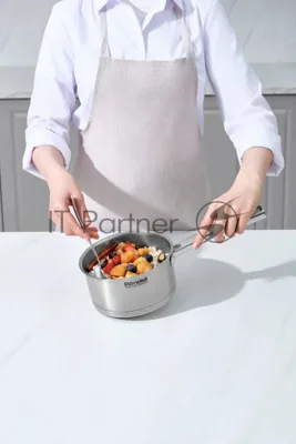Ковш Rondell Verter RDS-2028 1.3л. d=16см (с крышкой) стальной