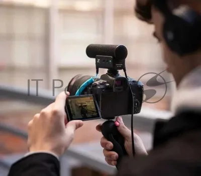 Микрофон проводной Sennheiser MKE 400 Mobile Kit 0.067м черный