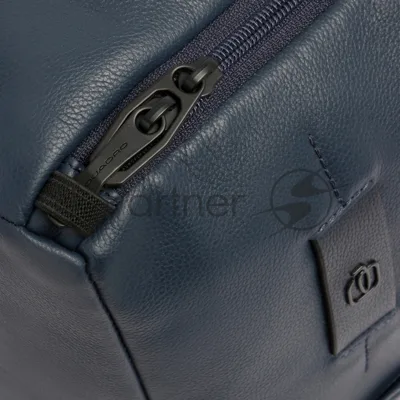 Рюкзак мужской Piquadro Russel CA7162W137/BLU синий натур.кожа