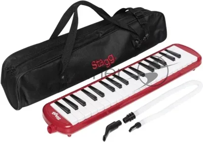 Пианика STAGG [MELOSTA37 RD] духовая, пластиковая, 37 клавиш, размеры 48х10,5х4 см, в комплекте мундштук, длинная трубка, мягкий кейс, цвет красный