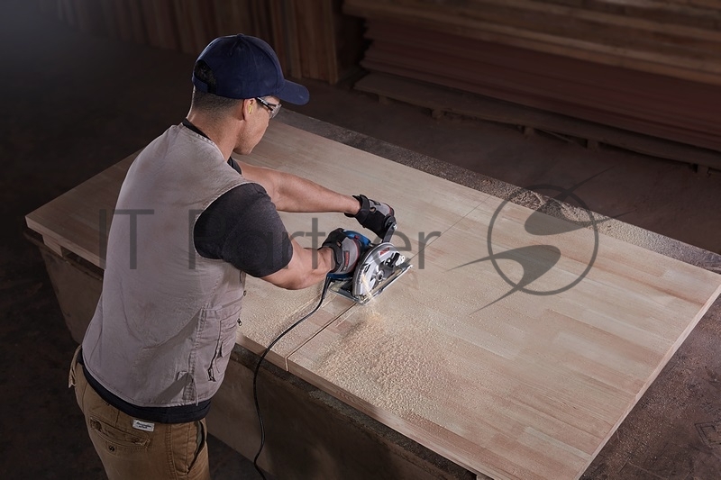 Пилы электрические сабельные, ленточные, Лобзики Bosch GKS 600 06016A9020 Пила дисковая 1200 Вт, 5200 об/мин, 165х20мм мм, 3.6 кг