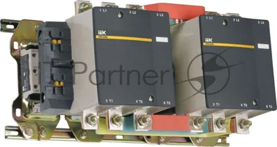 Контактор КТИ-64003 реверс 400А 230В/АС3 IEK KKT63-400-230-10